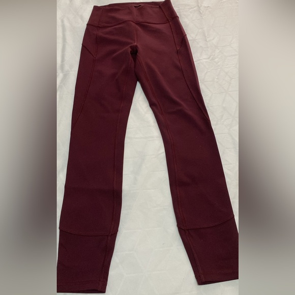 Lululemon sz 4 - Picture 1 of 3